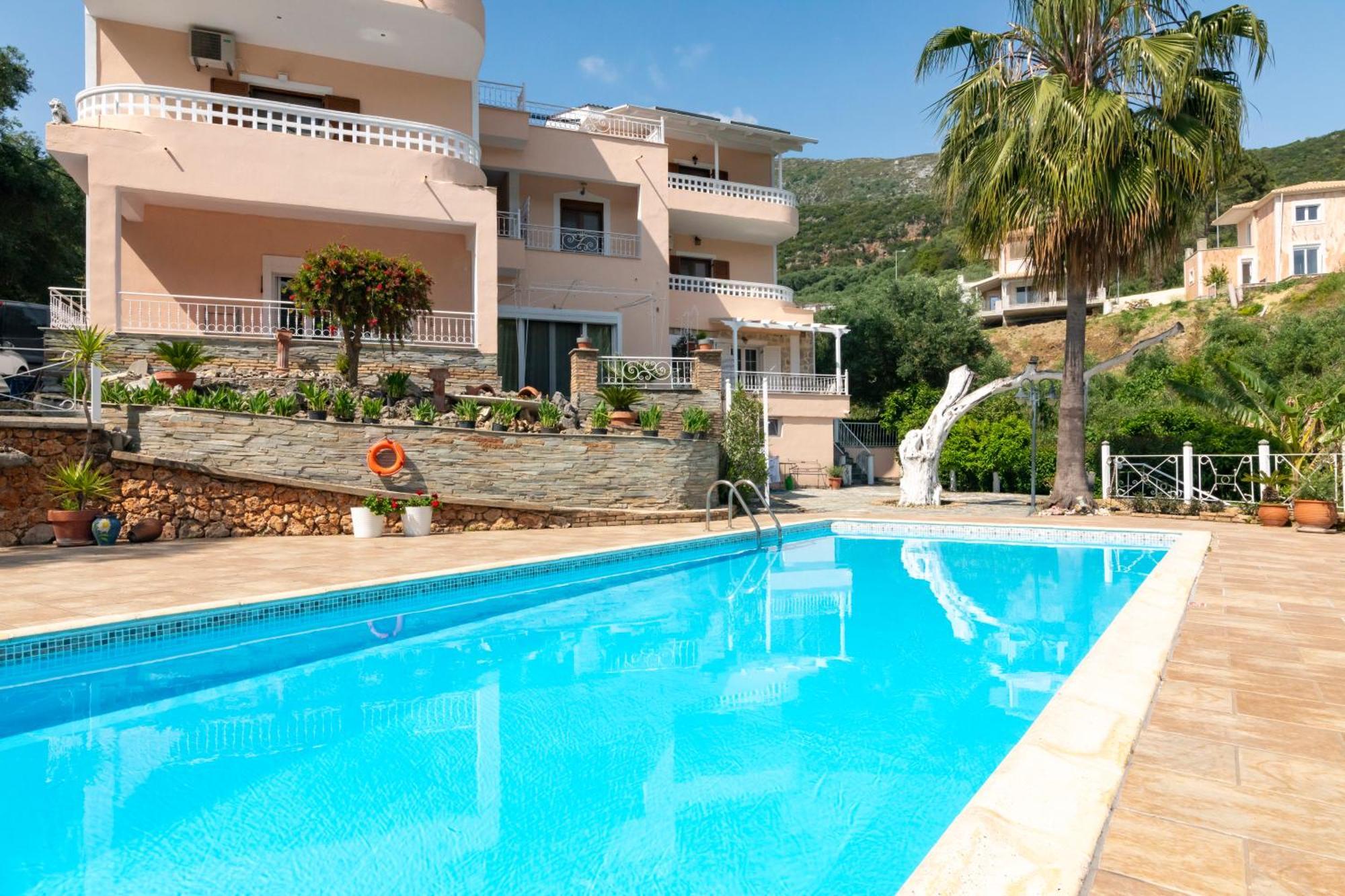 Golden Sun Aparthotel Parga Luaran gambar